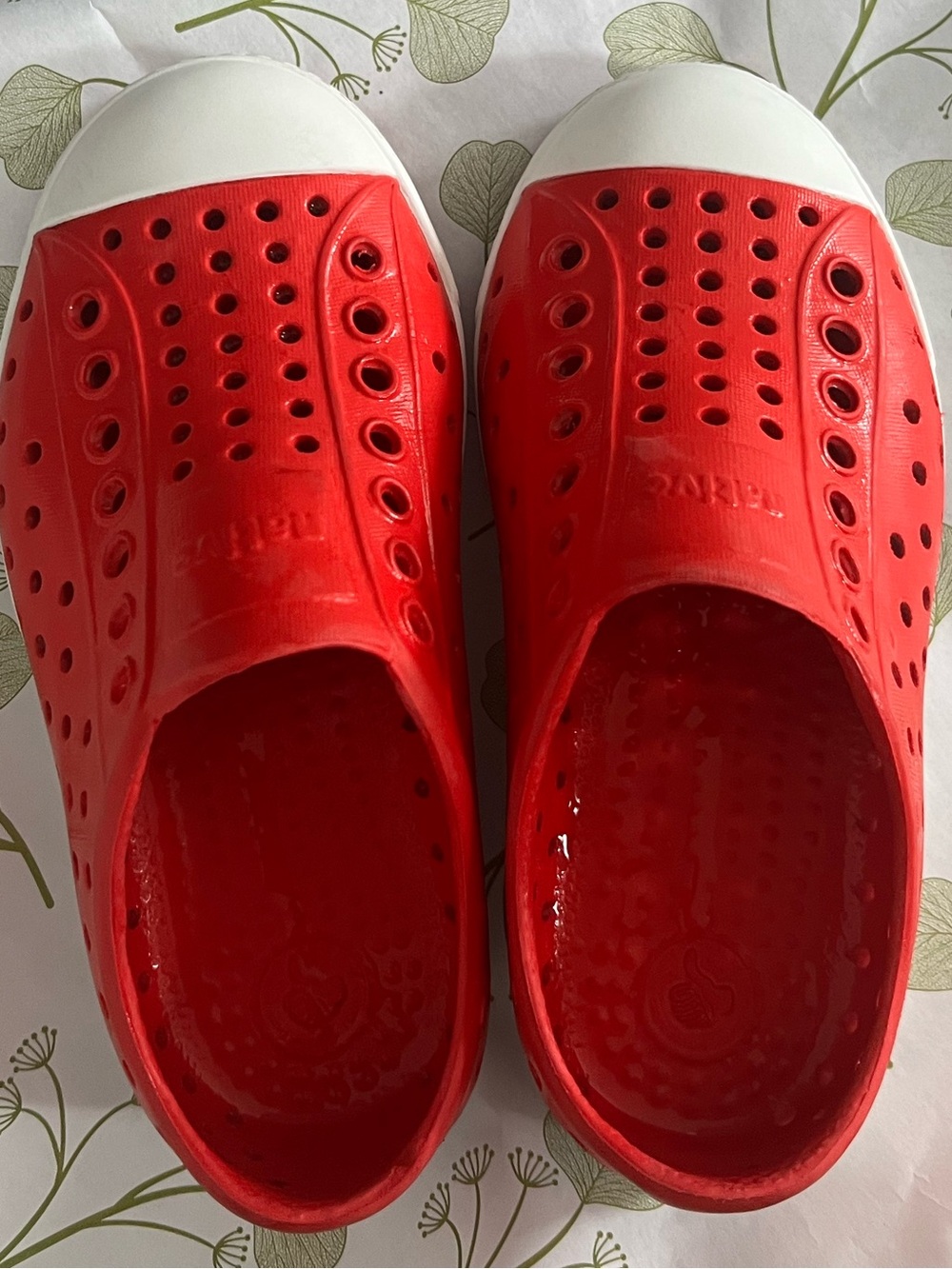 EUC Native Jefferson C9 barely worn